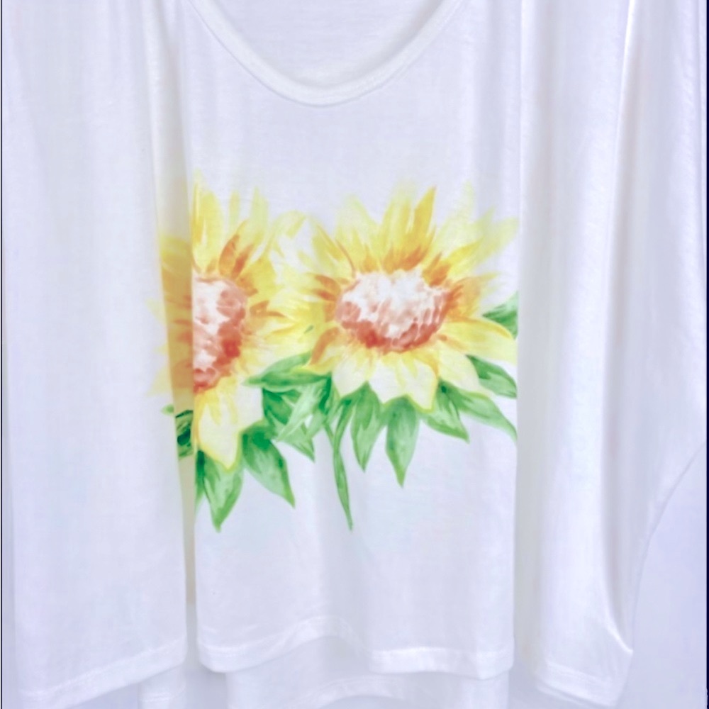 SHOW ME YOUR MUMU Sunflower Tee Shirt, M/L, (8-10), NWT - Picture 6 of 10